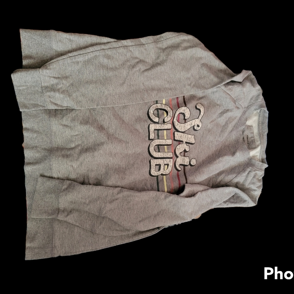 Graphic sweatshirt
